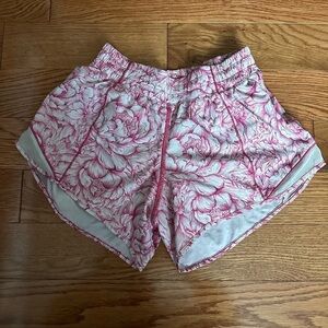 Lululemon hotty hot shorts